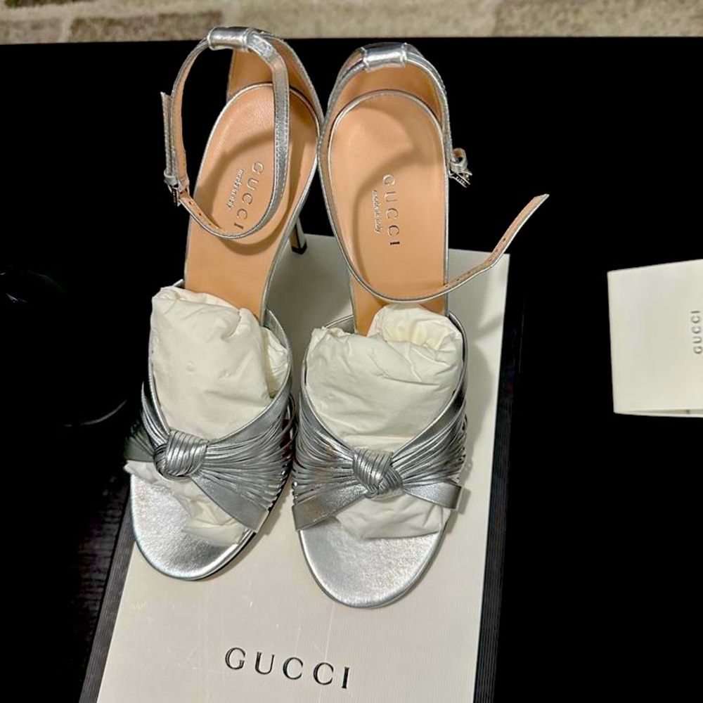 Gucci sandals